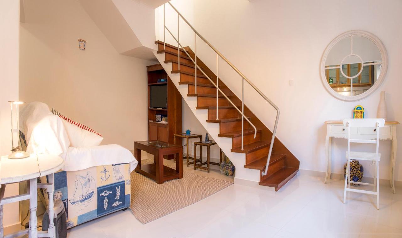 B34 - Townhouse In Holiday home Lagos