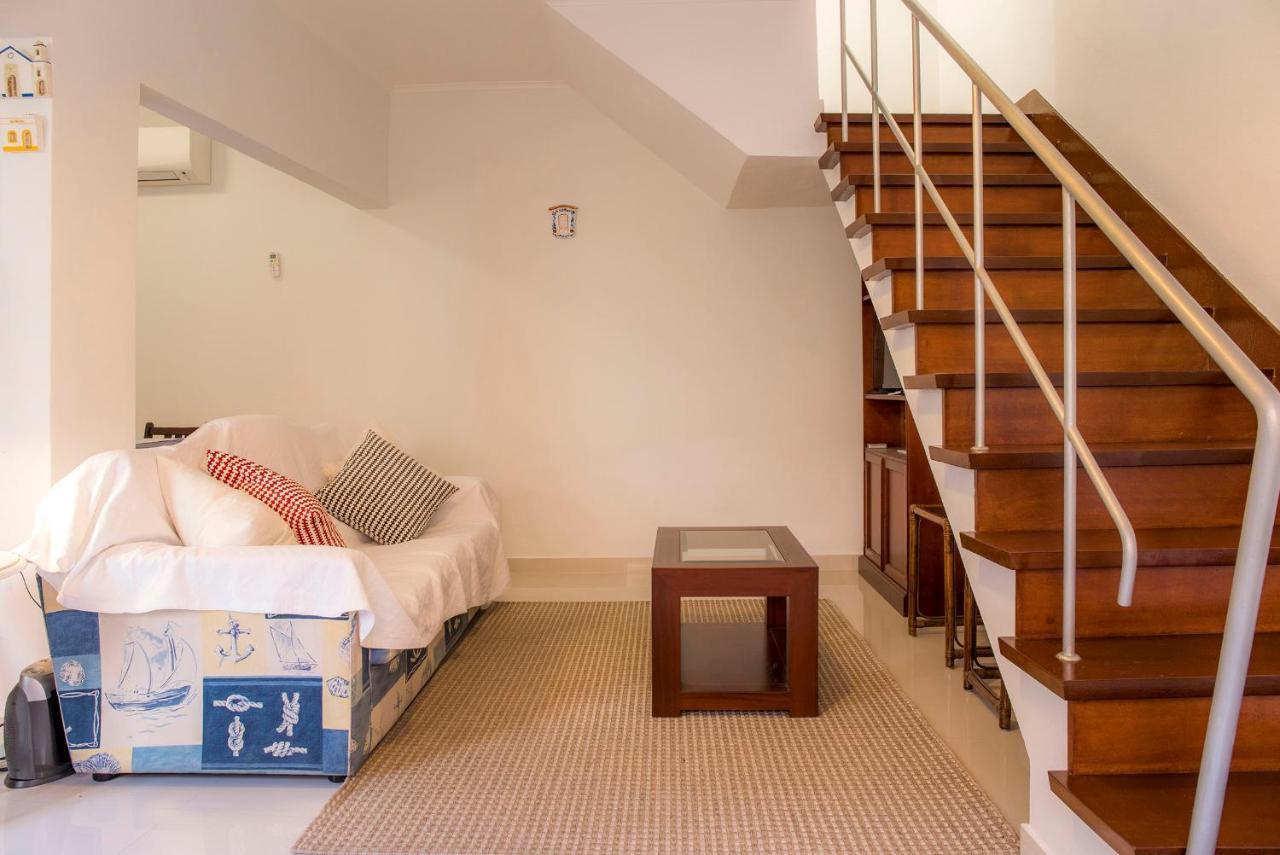 B34 - Townhouse In * Lagos